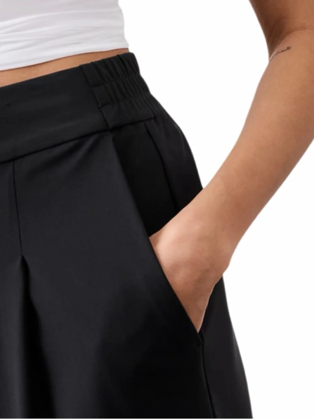 Athleta Pinnacle Cargo Trouser Pants Wide Leg High Rise Pockets Black Size 10 - Picture 3 of 12